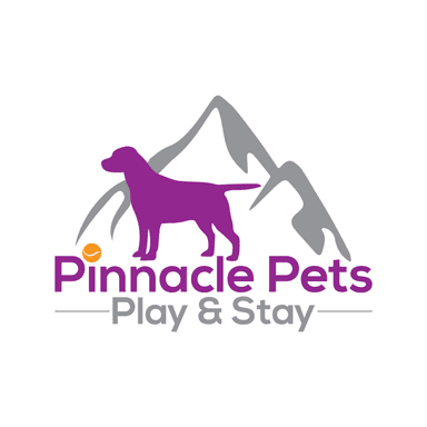 Pinnacle Pets Play & Stay Logo